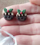 Christmas pudding stud earrings  - Image 3