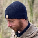 Skullcap style beanie hat in Liquorice Black wool (unisex)