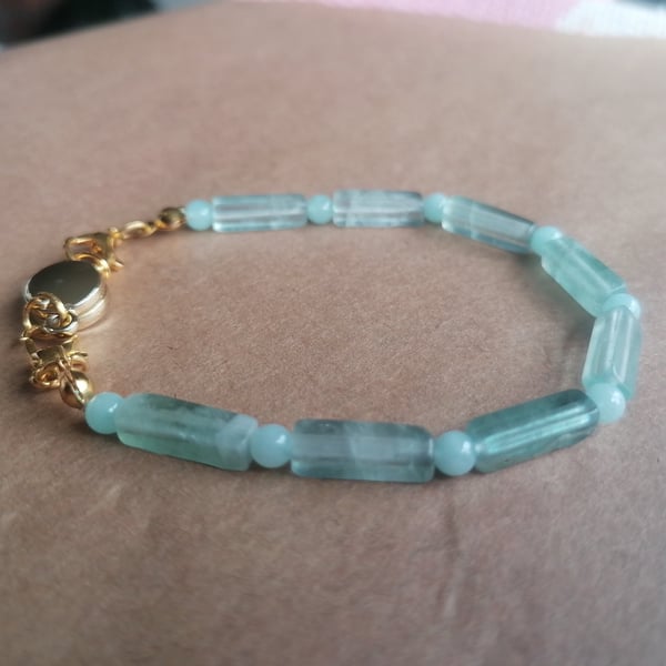 Fluorite eight bar, pale green ball bracelet 