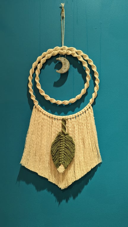 Macrame circular wall hanging