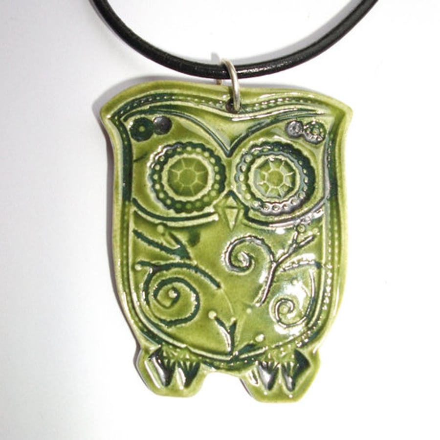 Green ceramic owl necklace
