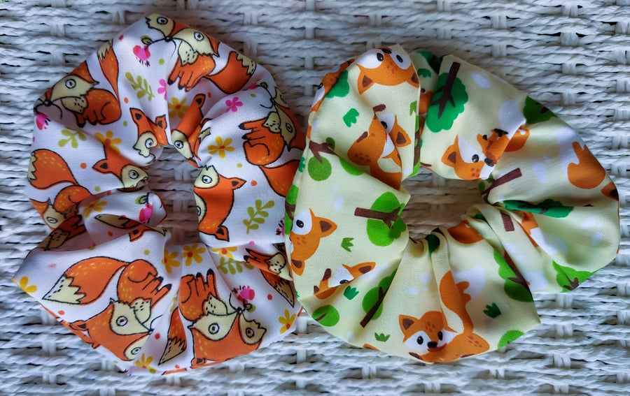 Pack of 2 Fox Hair Scrunchies