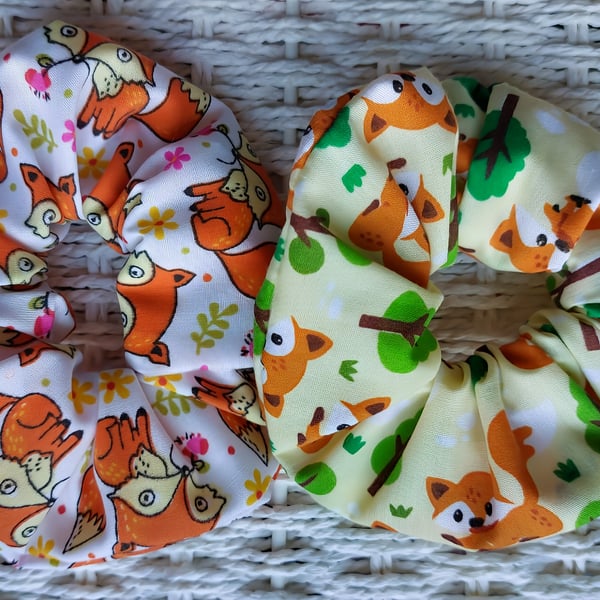 Pack of 2 Fox Hair Scrunchies