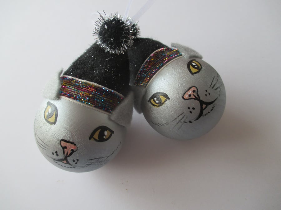 Cat Christmas Bauble Tree Decoration Silver Black Kitten Pussy Xmas x2