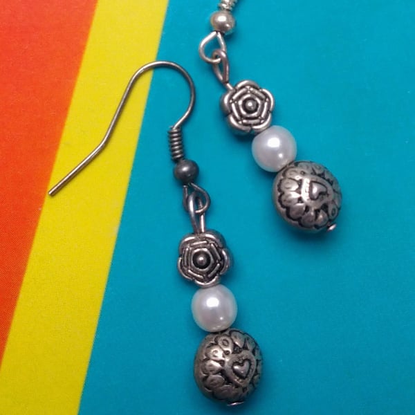 Hearts, Roses and Pearls Drop Earrings