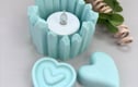 Tea light holder