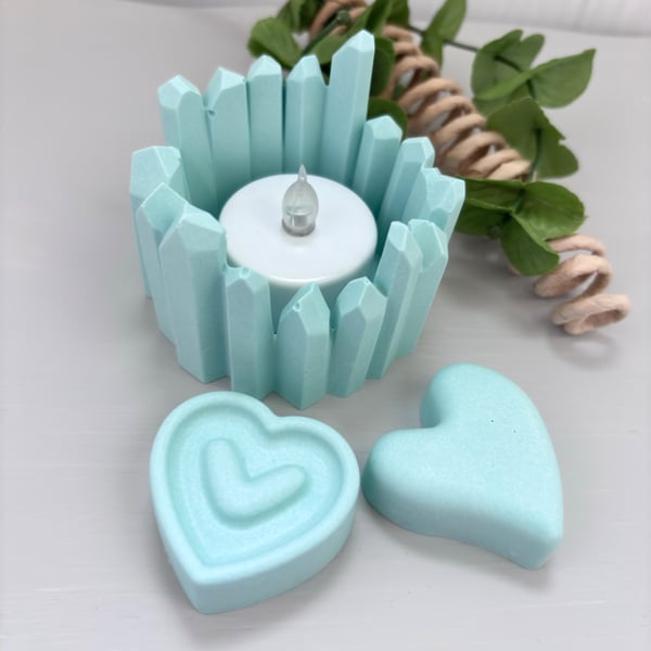 Green Tea-light Holder and Essential Oil Heart Pebbles - Home Decor Set