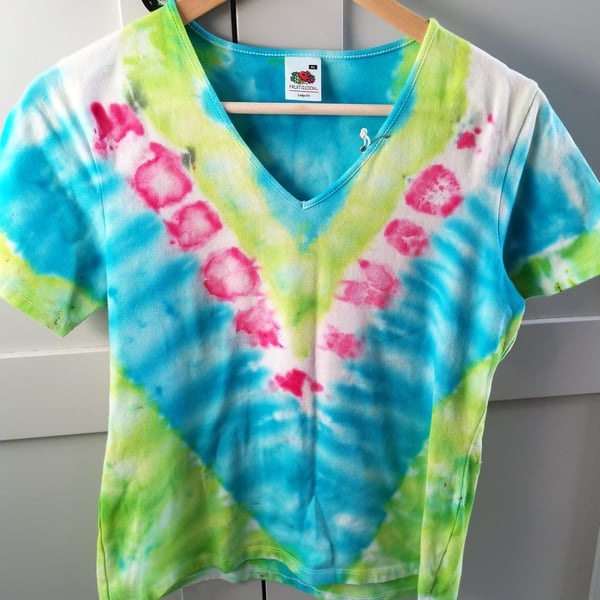 Tie Dye T-shirt  Size XL Ukraine Pink Green