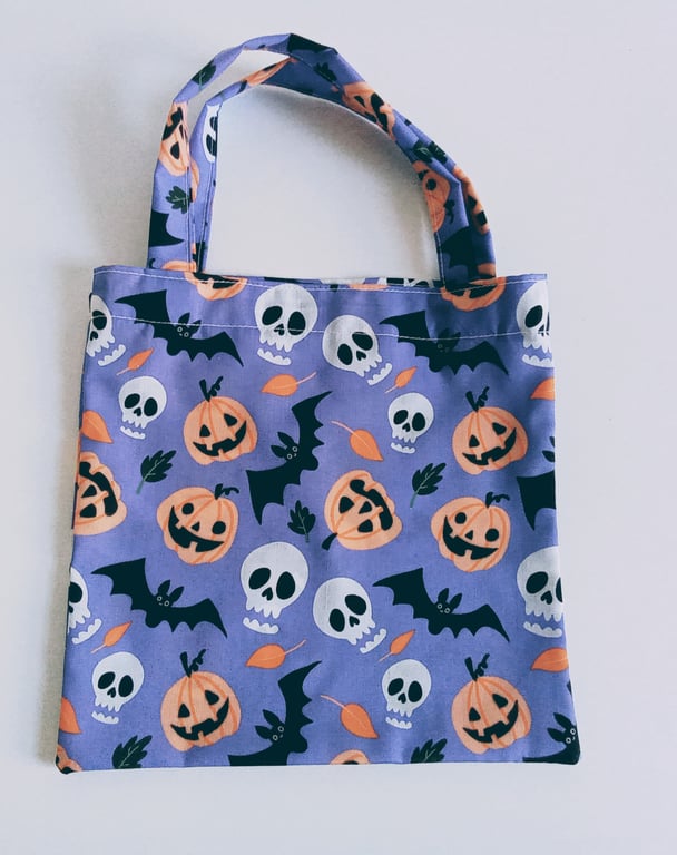 Halloween, bag, Trick or Treat bag, bag for sweets, bats, pumpkins, skulls