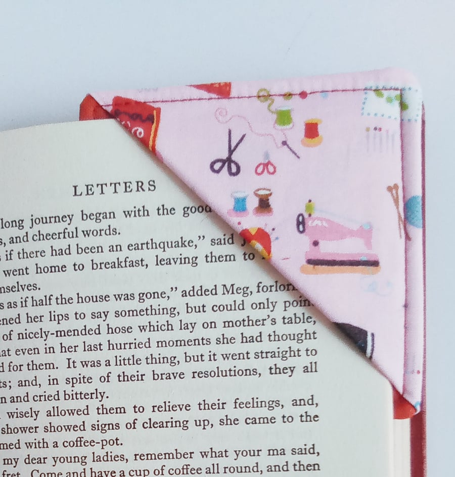 Corner bookmark, bookmark, gift for sewer, book lover, gift for her