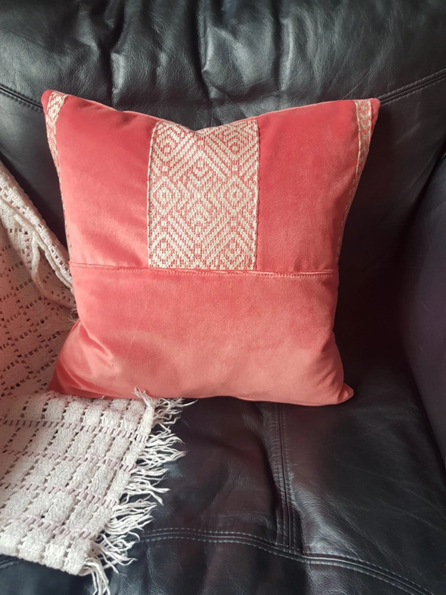 Cushion with inner pad beautiful Coral