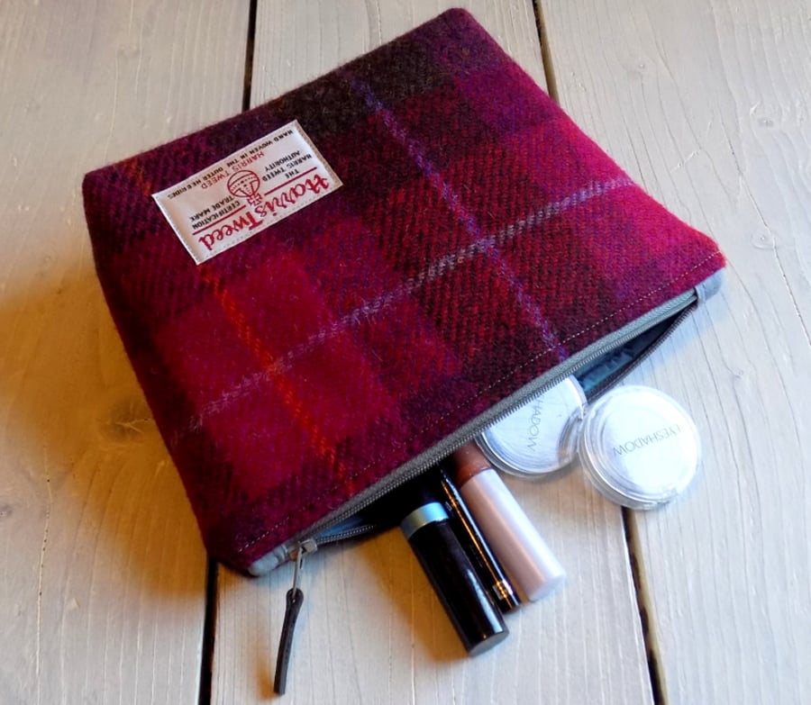 Harris Tweed make-up bag. Large size in cerise, brown and purple tartan