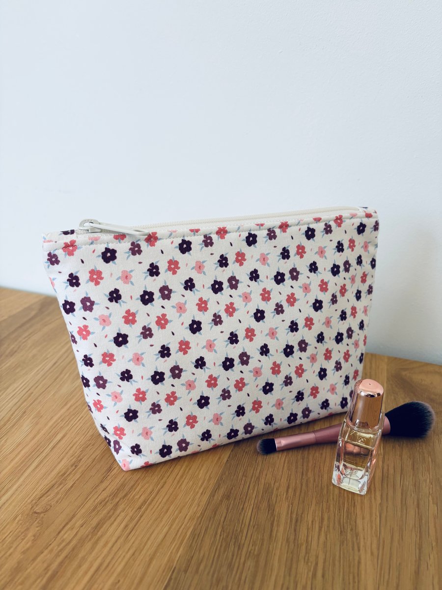 Make up bag, small toiletry bag, water resistant lining, in pink floral design