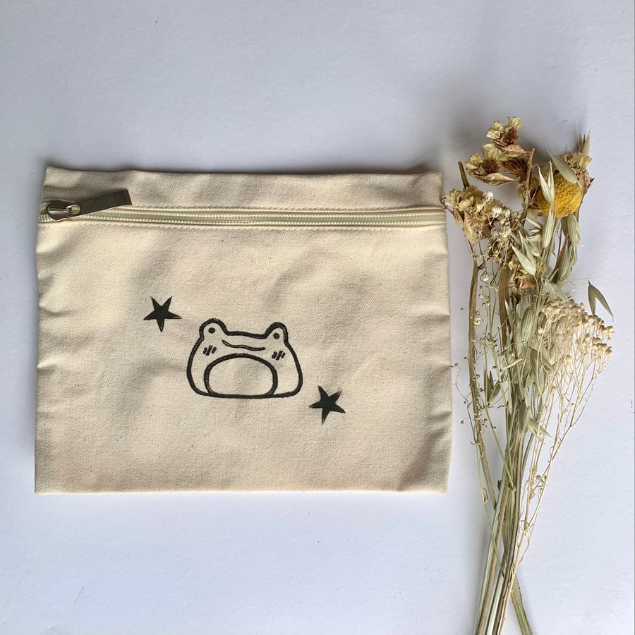 Lino Printed Frog Zip Bag