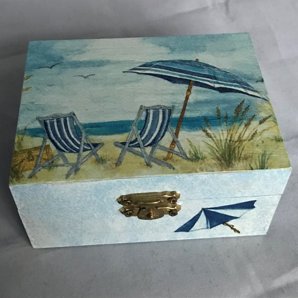 Decorated Box Seaside Beach Umbrella Deckchairs Wooden Storage Jewellery