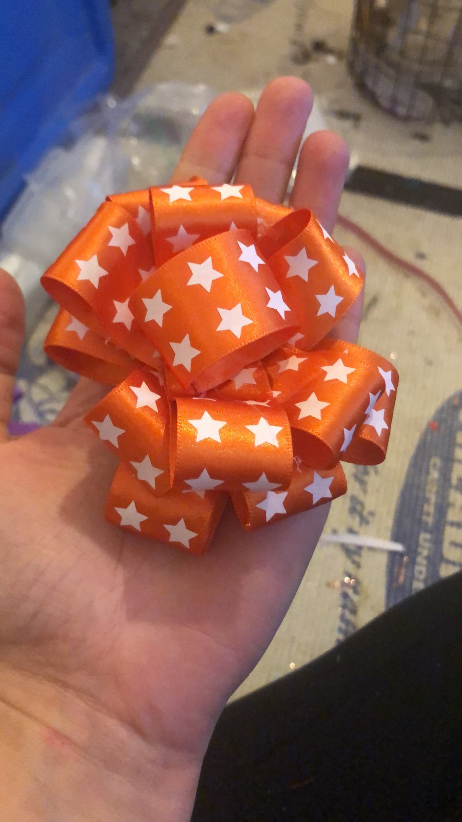 Gift bow