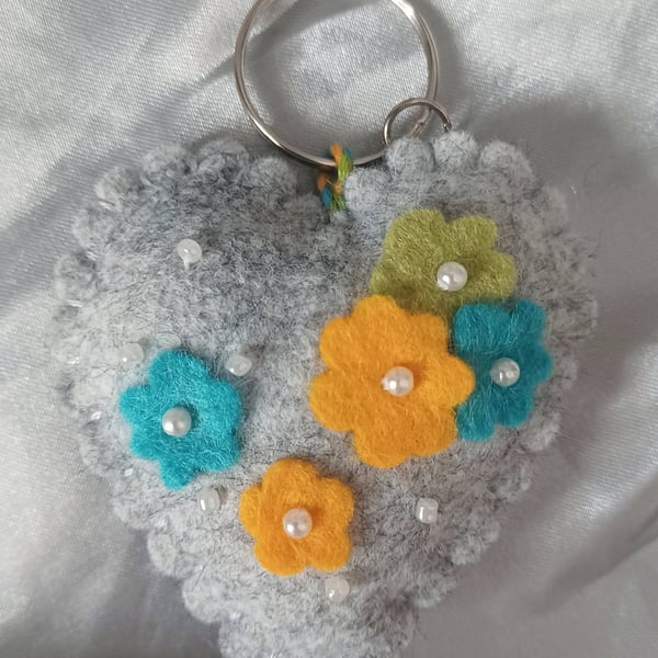 Grey Floral Heart Keyring