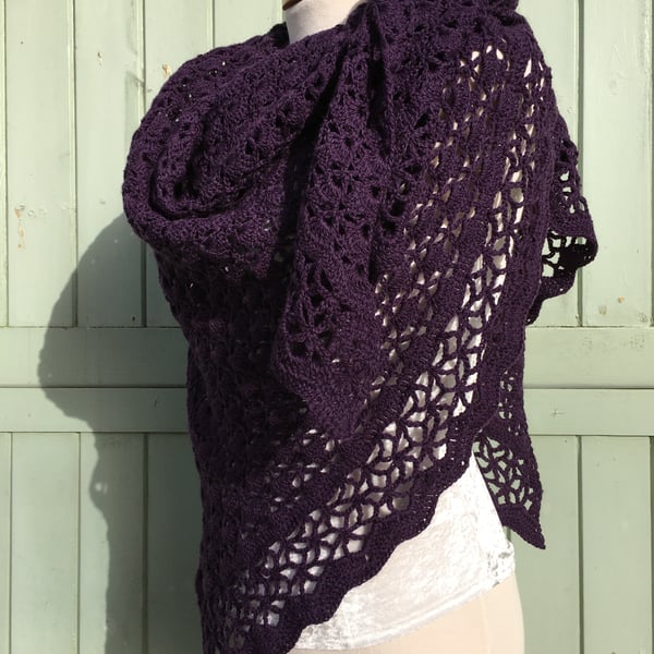 Hand crafted soft merino wool triangular lace shawl 