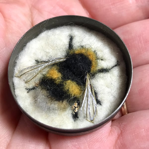 Bumblebee Commission Deposit - Bee Art - Vintage Art - Needlefelt Art