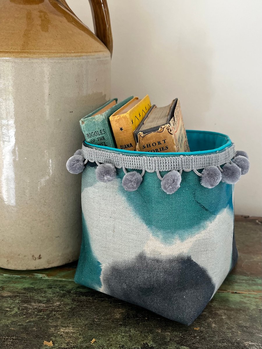 Blue and green spot storage basket plant pot craft storage with pompoms