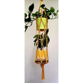 Macrame plant hanger, Boho plant hanger, Macrame wall hanging, Indoor plant hang