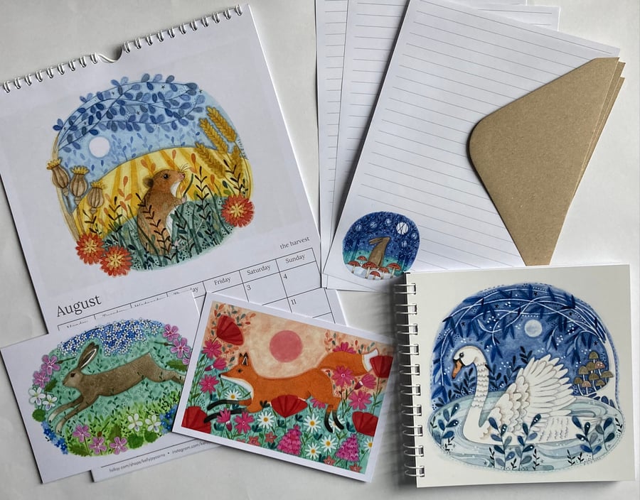 Three Acorns stationery set