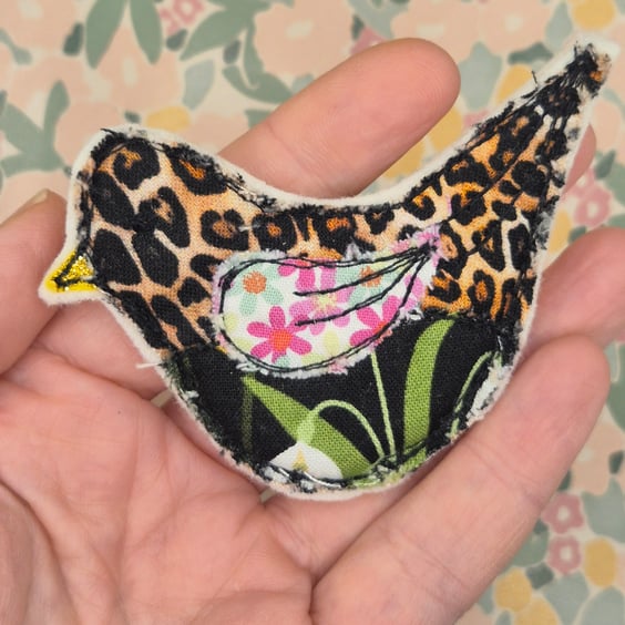 Little Hotchpotch Bird Brooch