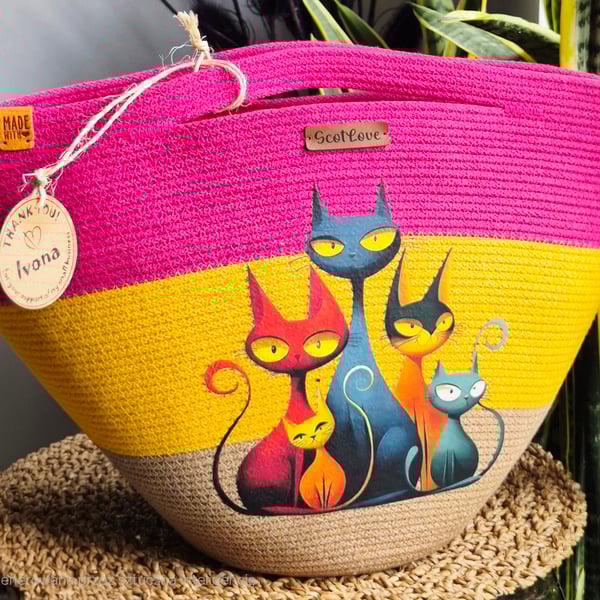 String's basket: CATS