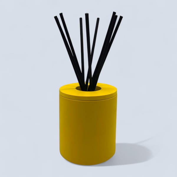 Handmade Yellow Reed Diffuser Glass Bottle Holder for Home Fragrance