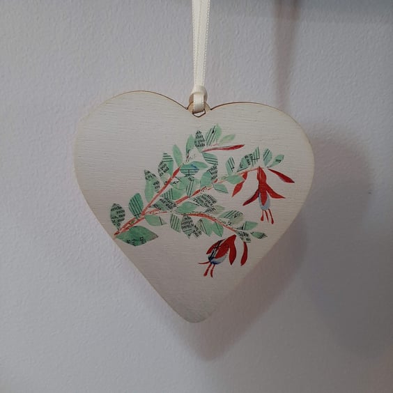 Fuchsia Heart Wooden Decoration
