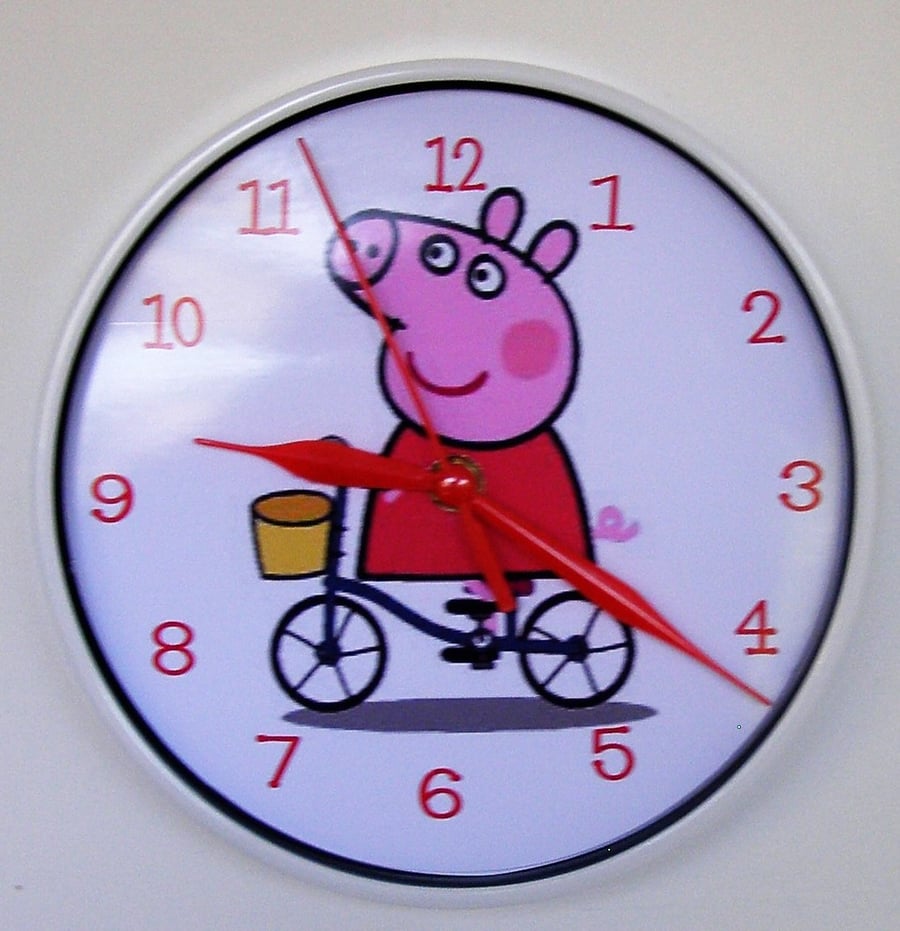 non ticking wall clock
