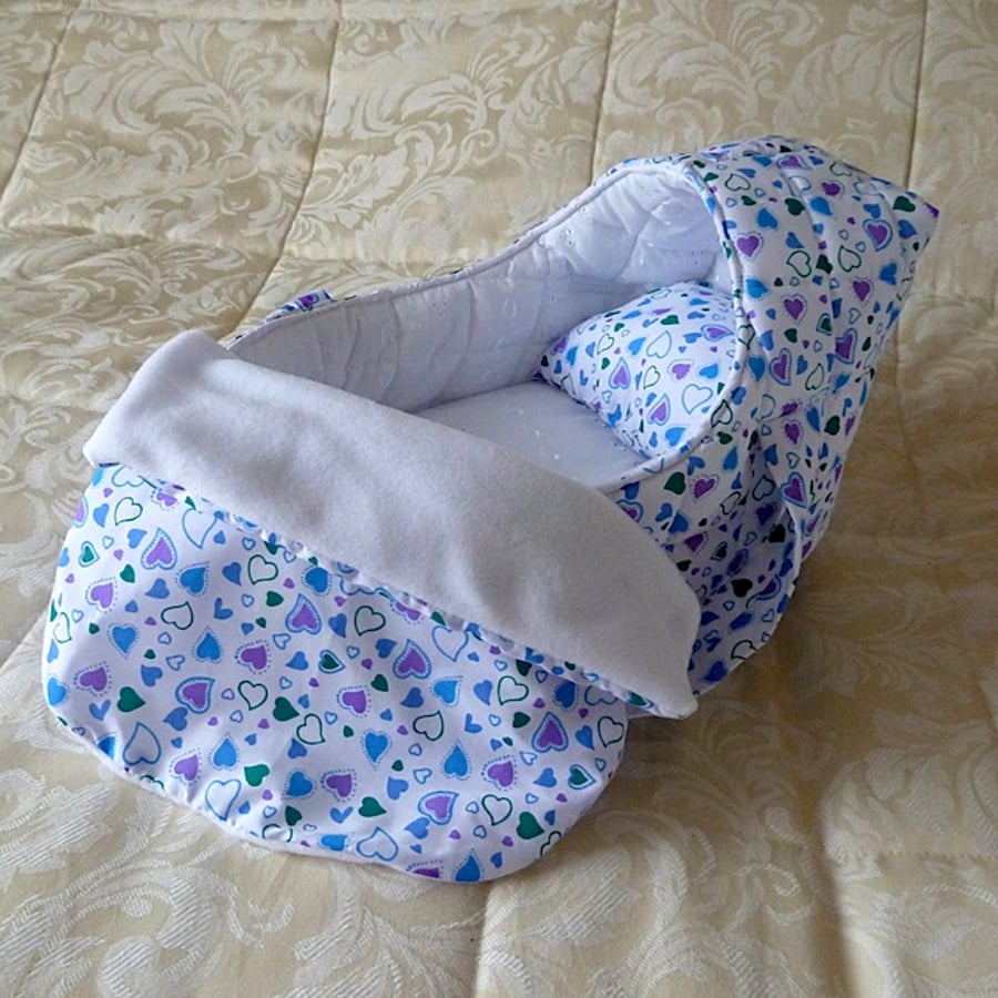 Doll's Carrycot suitable for 14 inch dolls