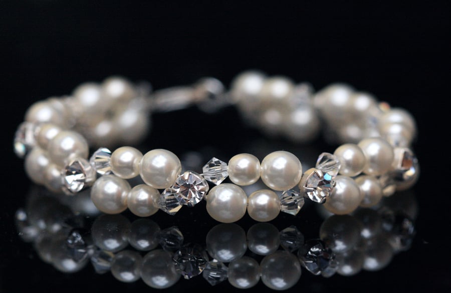 Bridal Bracelet made with Swarovski Rhinestones, Crystal Beads and Pearls