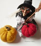 Farmhouse squashes - Fall wedding table - Knitted wreath pumpkins - Image 3