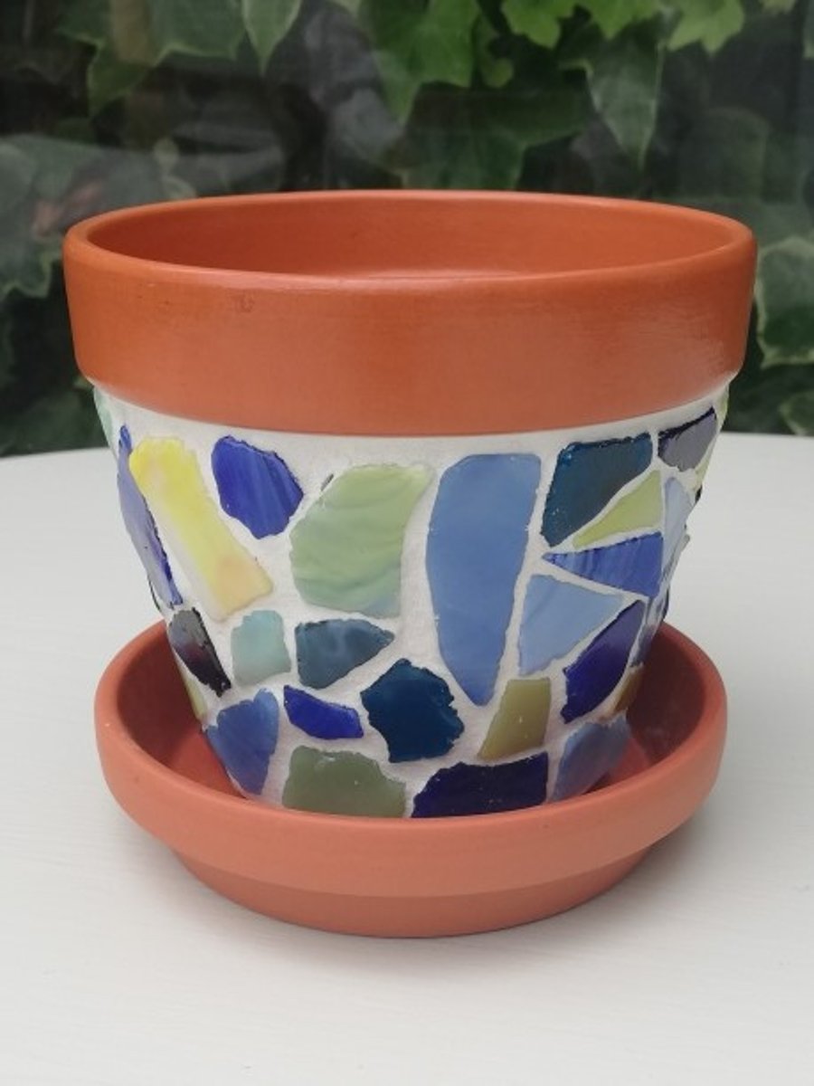 Small mosaic flowerpot