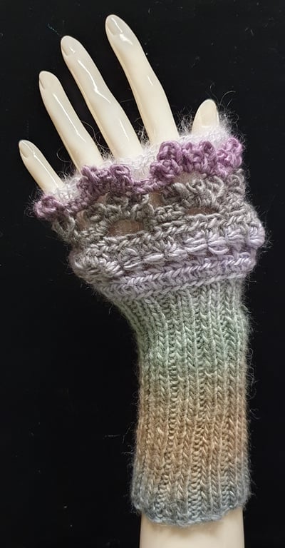 Soft glow wrist warmer gloves