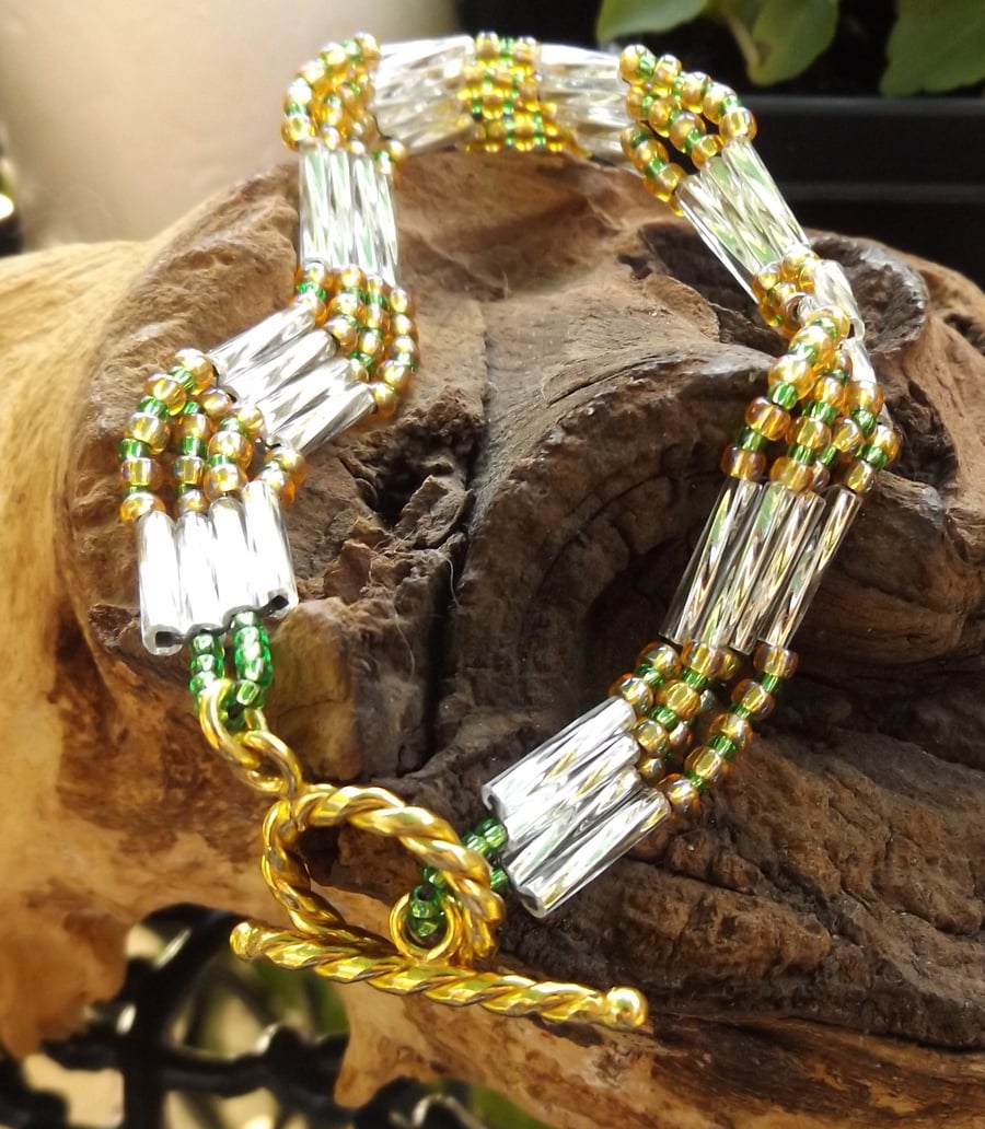 Zig Zag bugle beaded silver green and gold bracelet