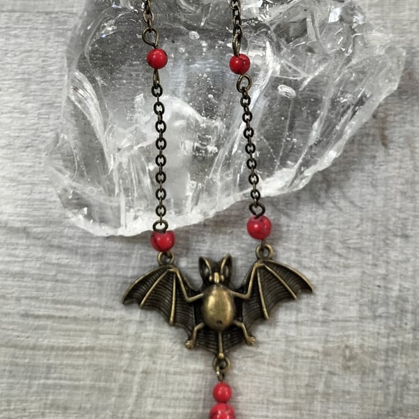 HN4 Halloween Gothic Bat necklace with red beads