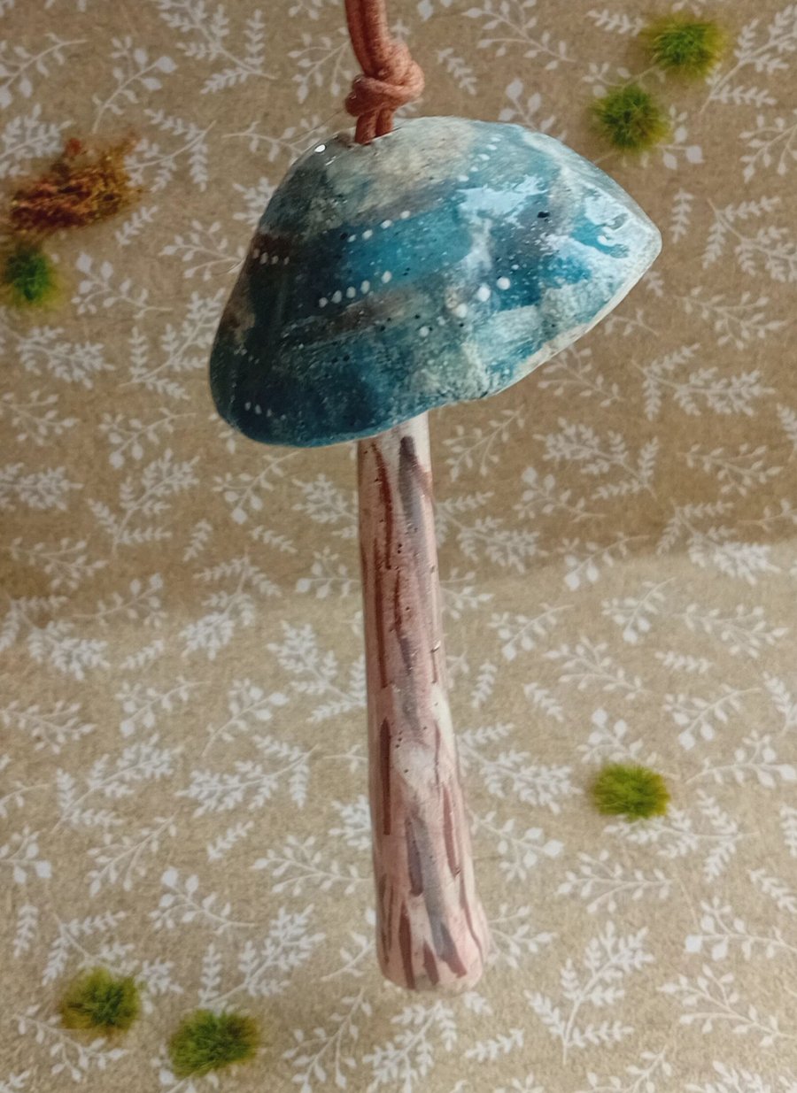 Hanging garden mushroom toadstool ornament medium no 2 blue tall