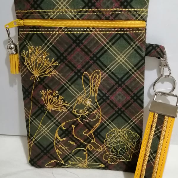 TARTAN HARE FRONT ZIP BAG