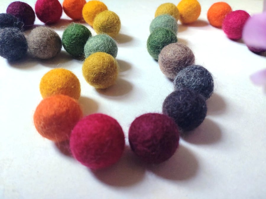 Felt Ball Garland, Autumn Shades, Halloween Decor, Christmas Gift