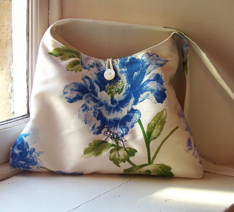 SOLD Soft fabric handbag with machine embroidered ant