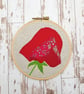 Red sweet pea modern applique wall decor, 5". - Image 1