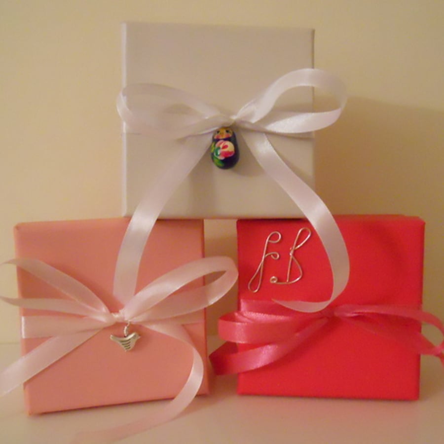 ♥ Beautiful, white moonstone pendant