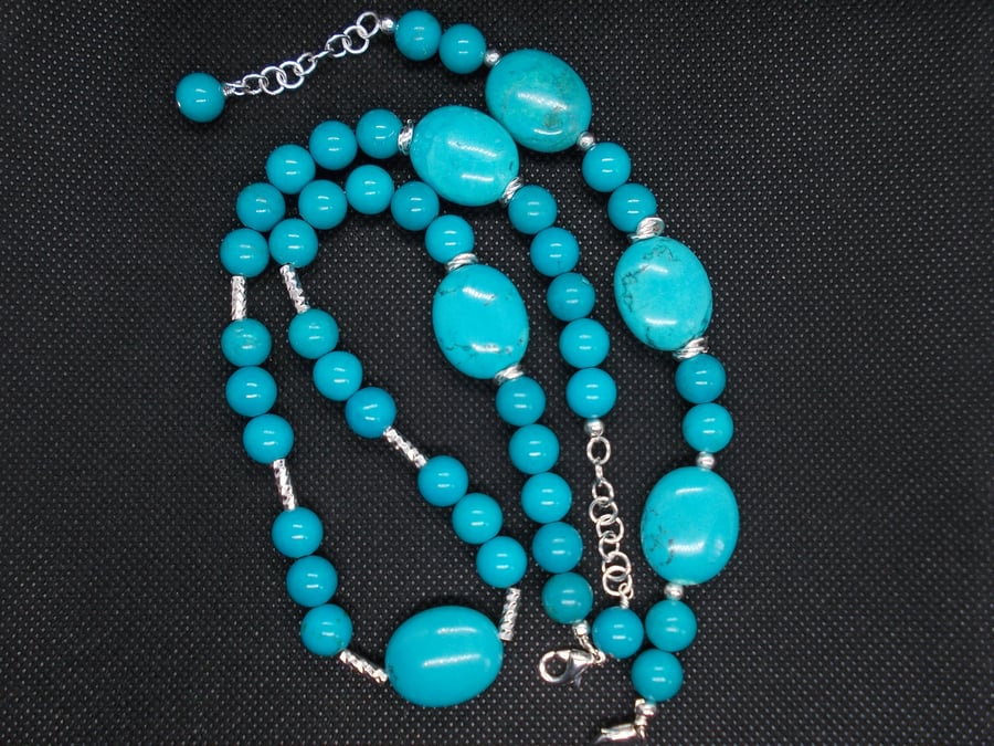 SALE - Turquoise necklace and bracelet set