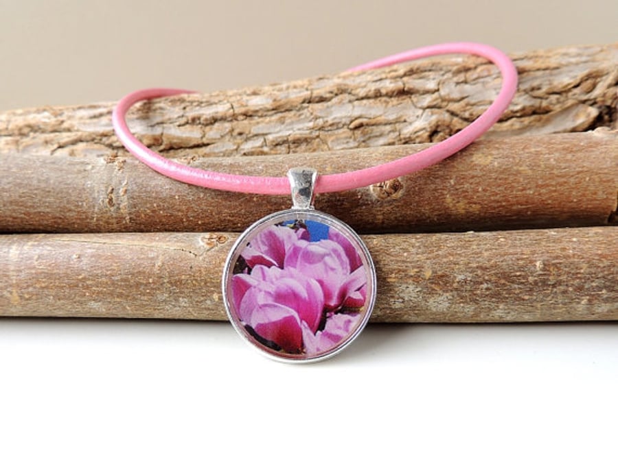 Pink Flower Necklace (2009)
