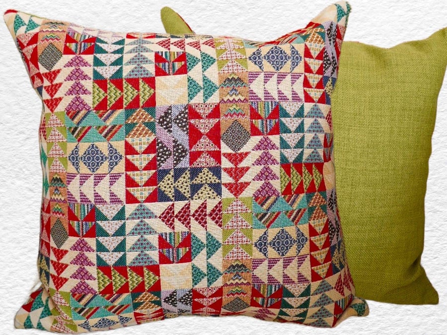 Cushion Cover: Tapestry Arrows design Green reverse 17”(43cm)