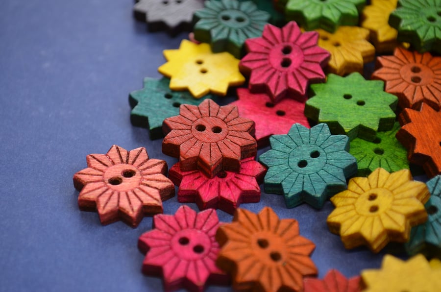 Colourful Wooden Star Flower Buttons Floral Mixed Flowers 20x20mm (STF2)