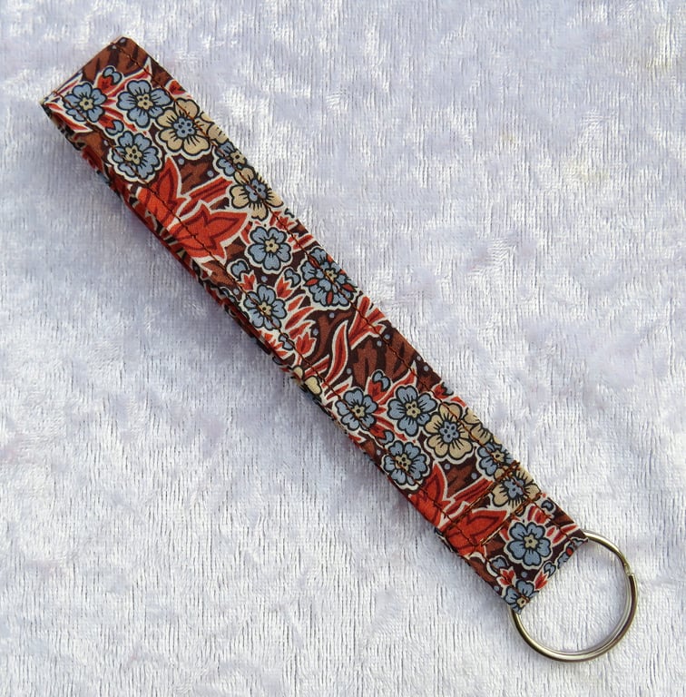 Liberty Tana Lawn Key Wristlet: Aubrey's Forest