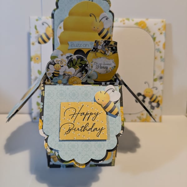 Handmade Pop Up Birthday Card - Bee Hive